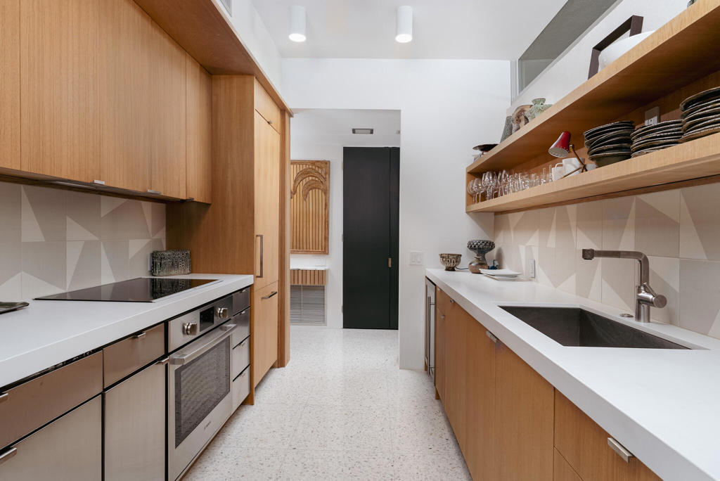 170 Desert Lakes Drive