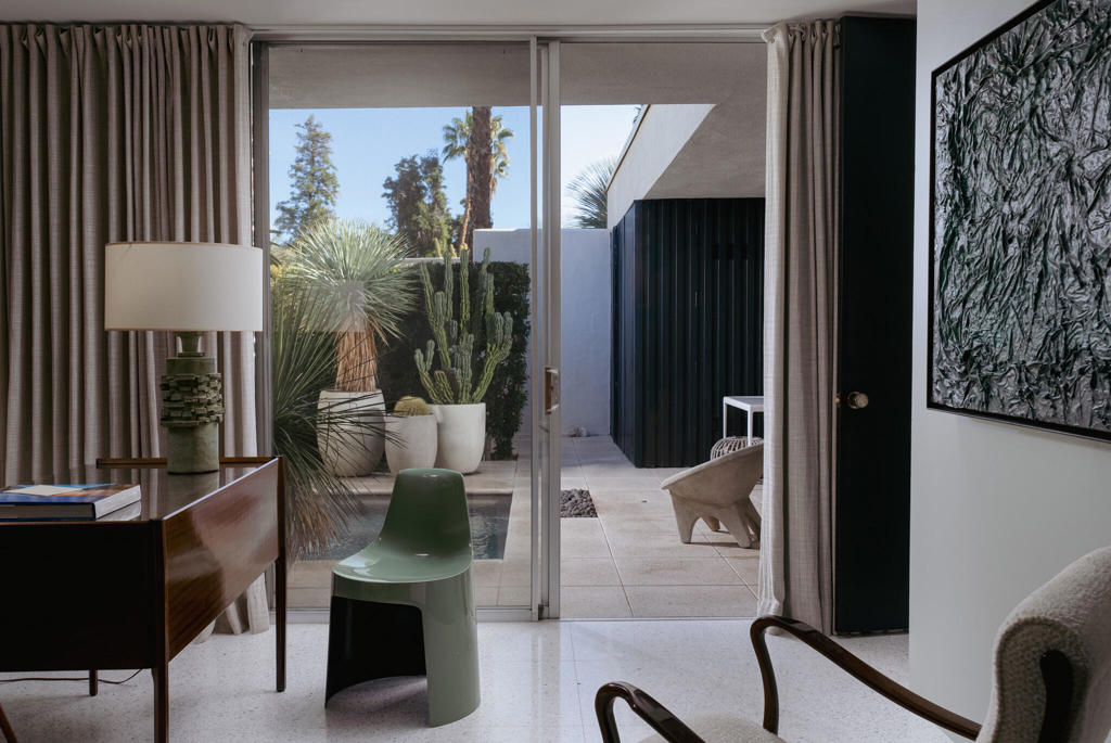 170 Desert Lakes Drive