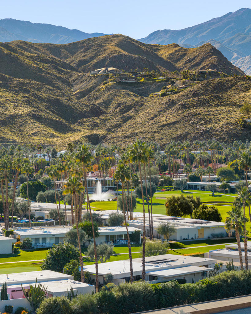 170 Desert Lakes Drive