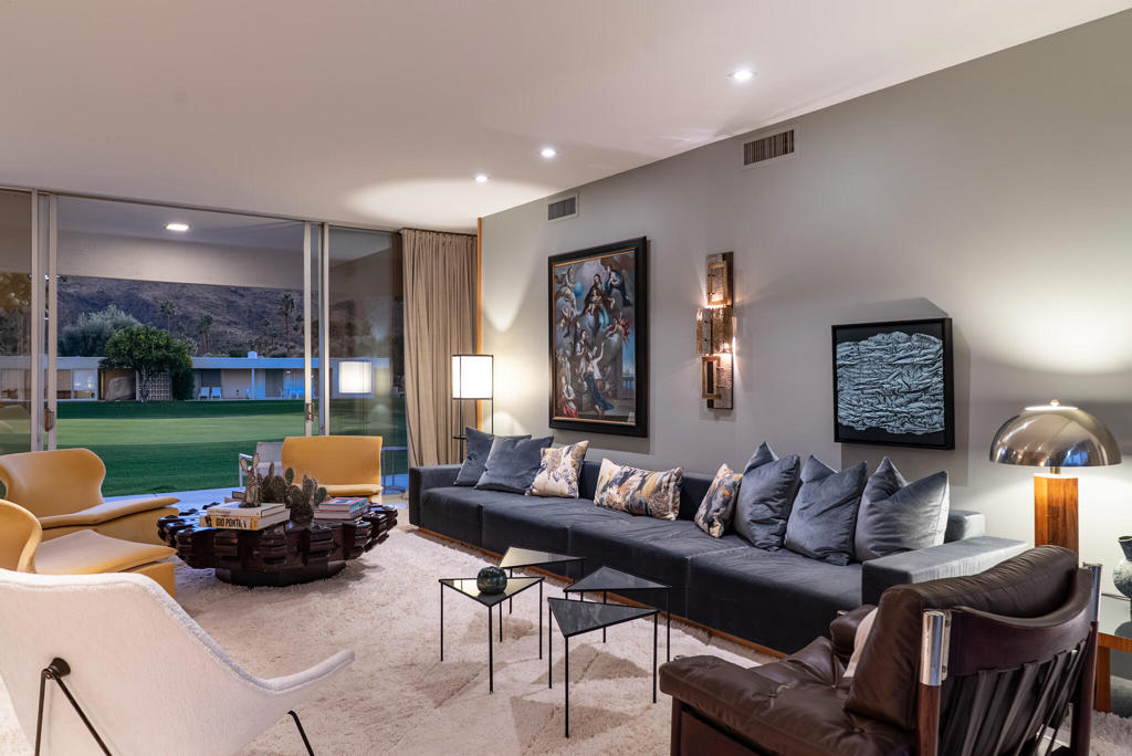 170 Desert Lakes Drive