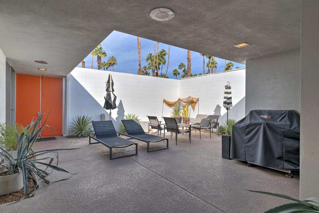75 Westlake Circle