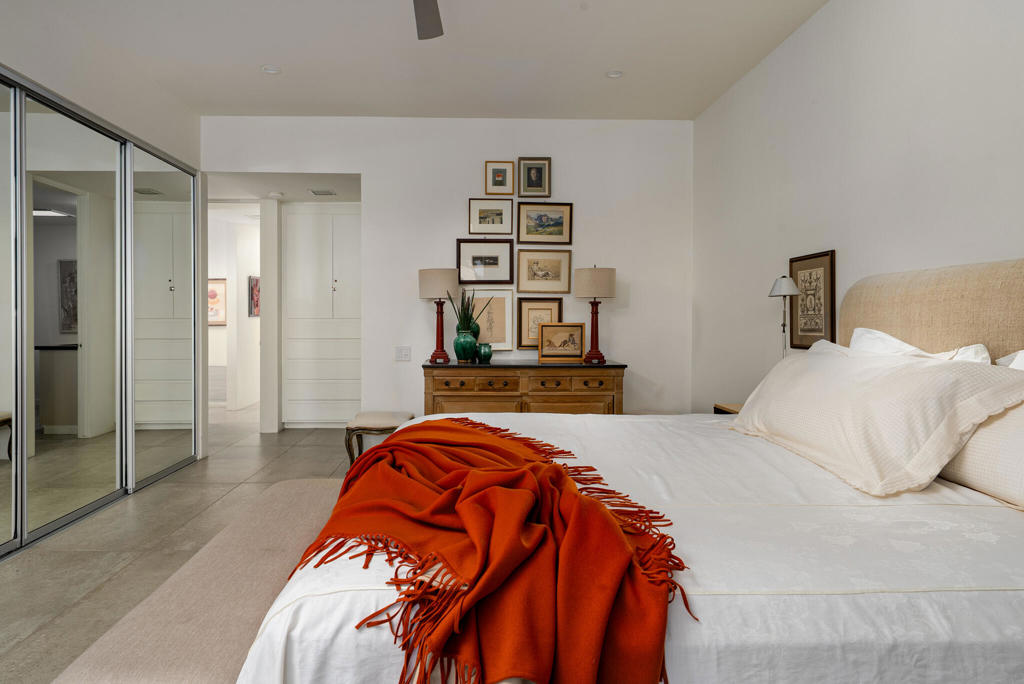 100 Desert Lakes Drive