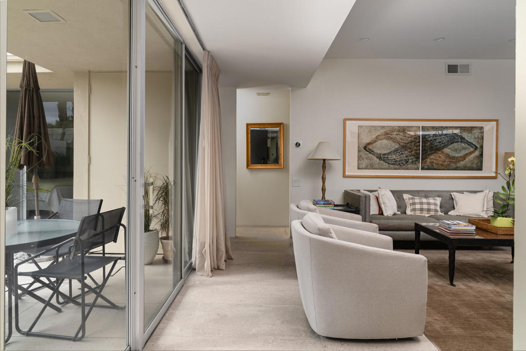 100 Desert Lakes Drive