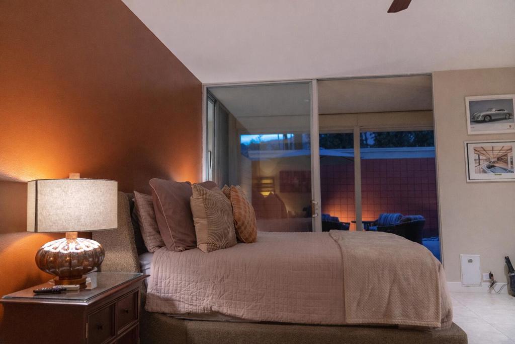 497 Desert Lakes Circle