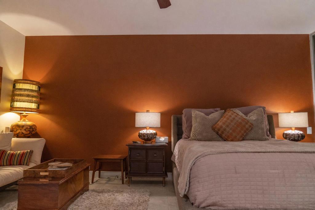 497 Desert Lakes Circle