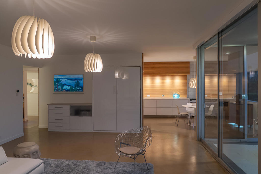 407 Desert Lakes Drive