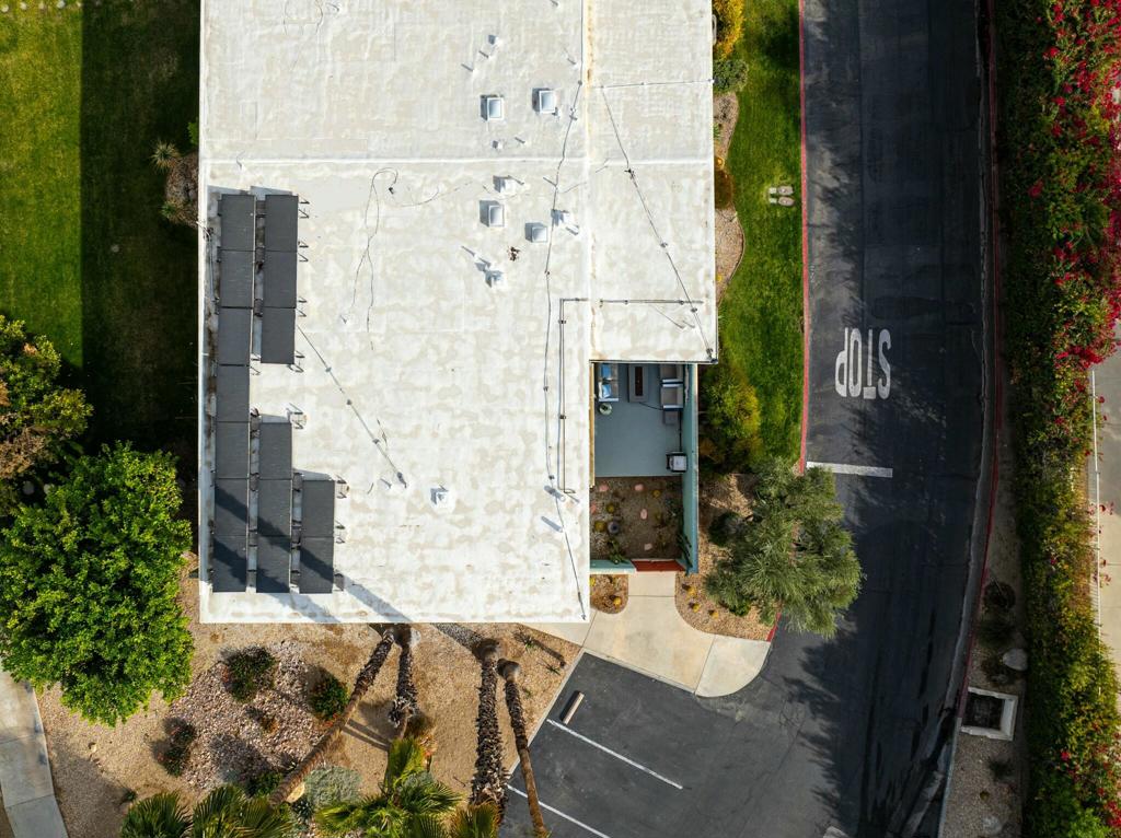 17 Desert Lakes Drive