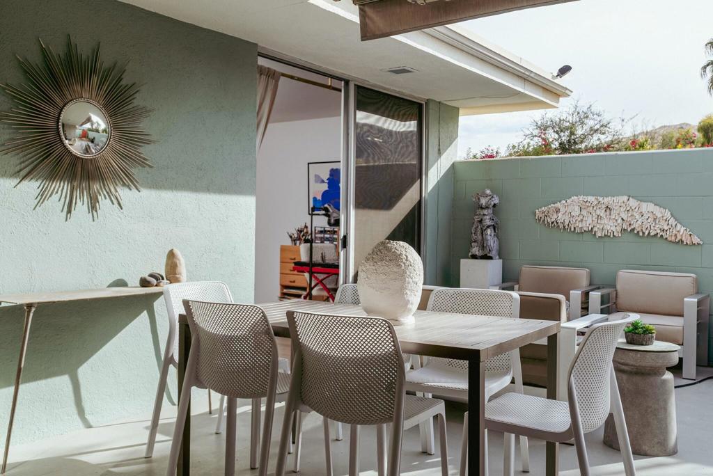 17 Desert Lakes Drive