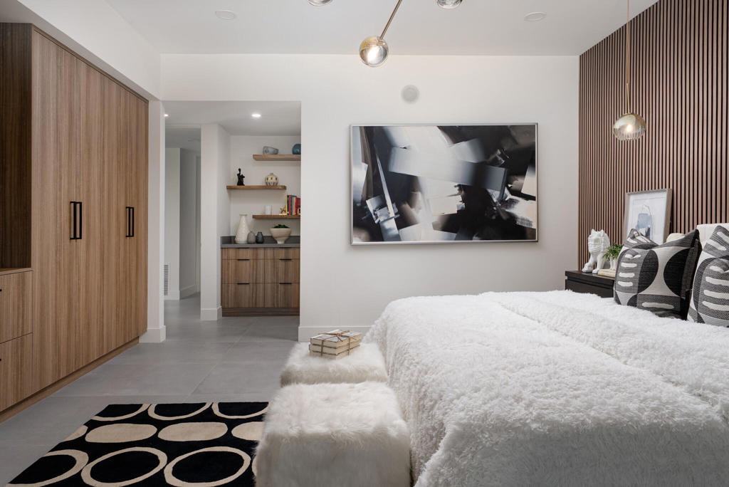 172 Desert Lakes Drive