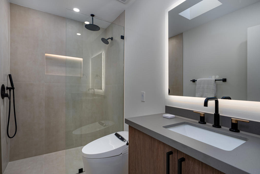 139 Desert Lakes Drive