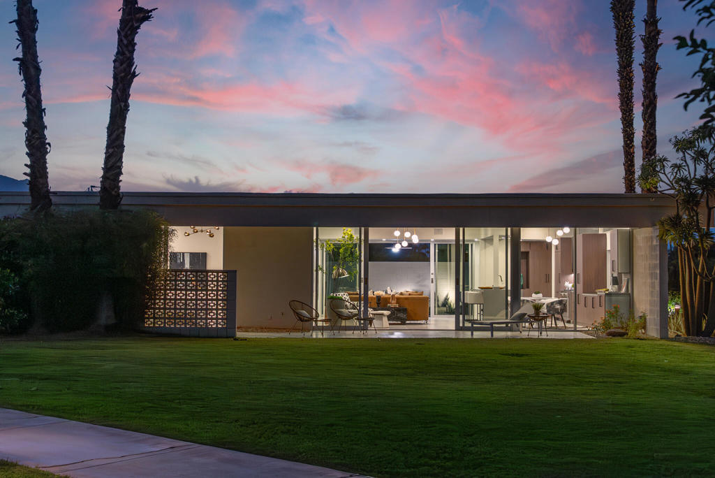 139 Desert Lakes Drive