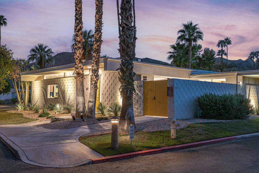 139 Desert Lakes Drive