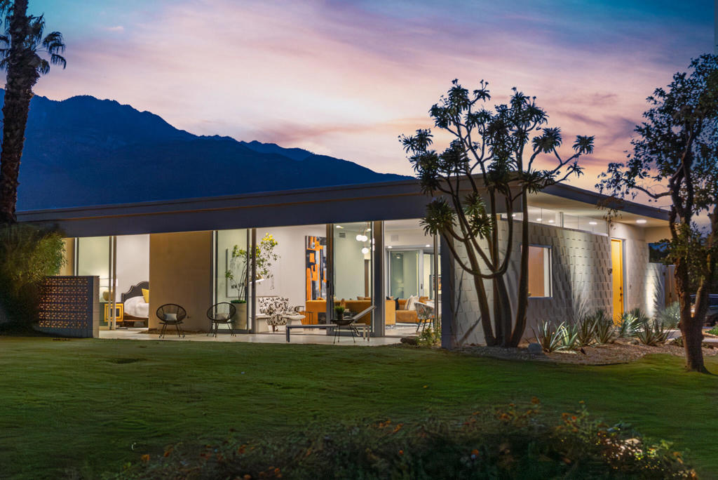 139 Desert Lakes Drive