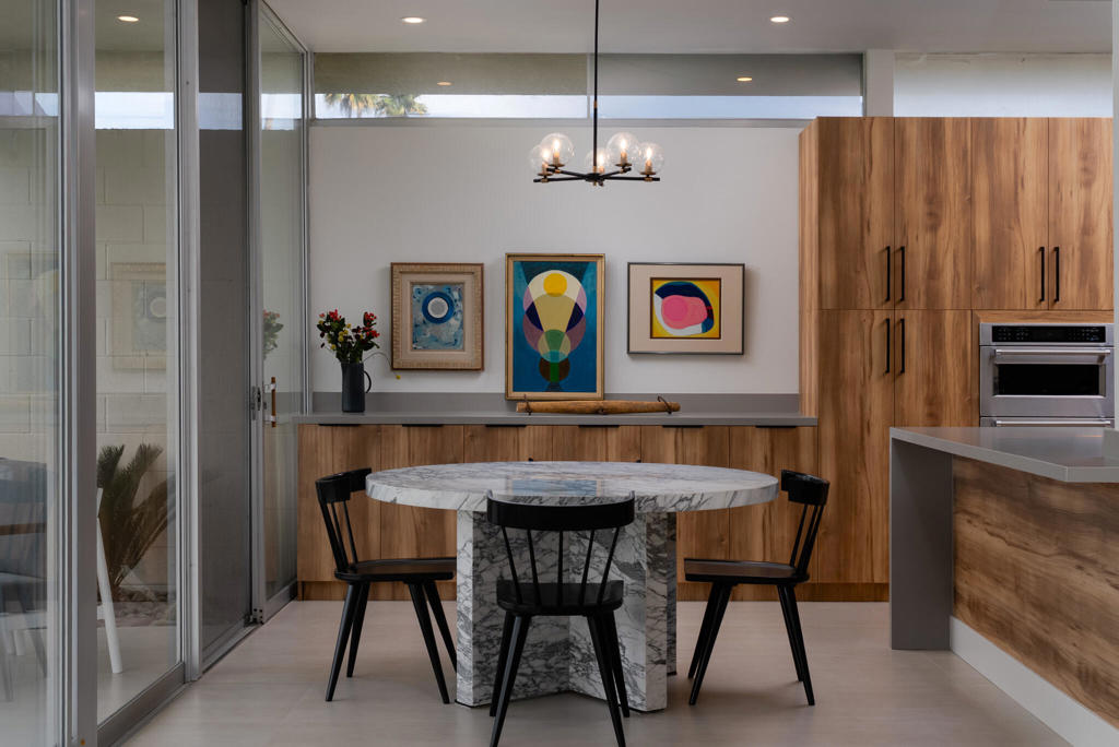 399 Desert Lakes Drive