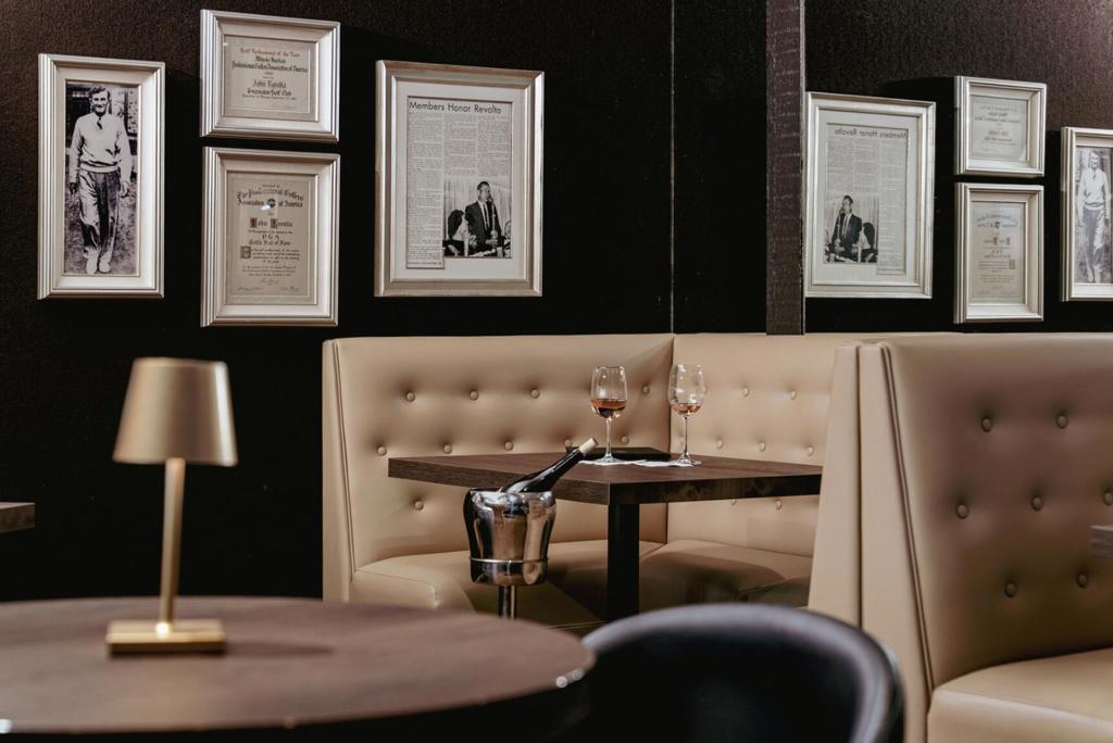 399 Desert Lakes Drive