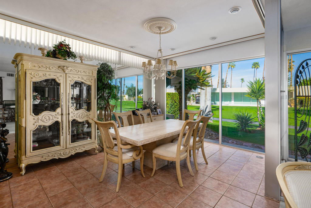 93 Westlake Circle