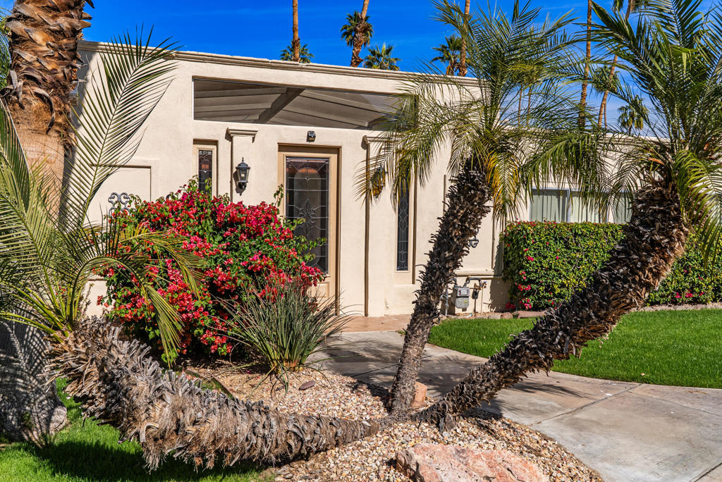 93 Westlake Circle