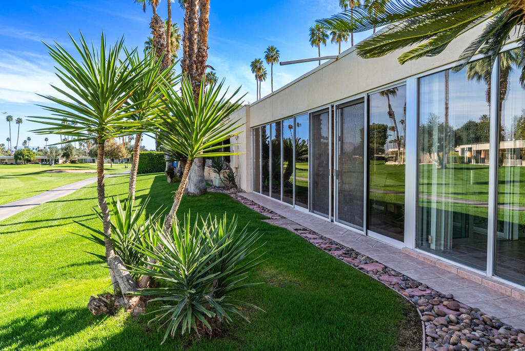 93 Westlake Circle