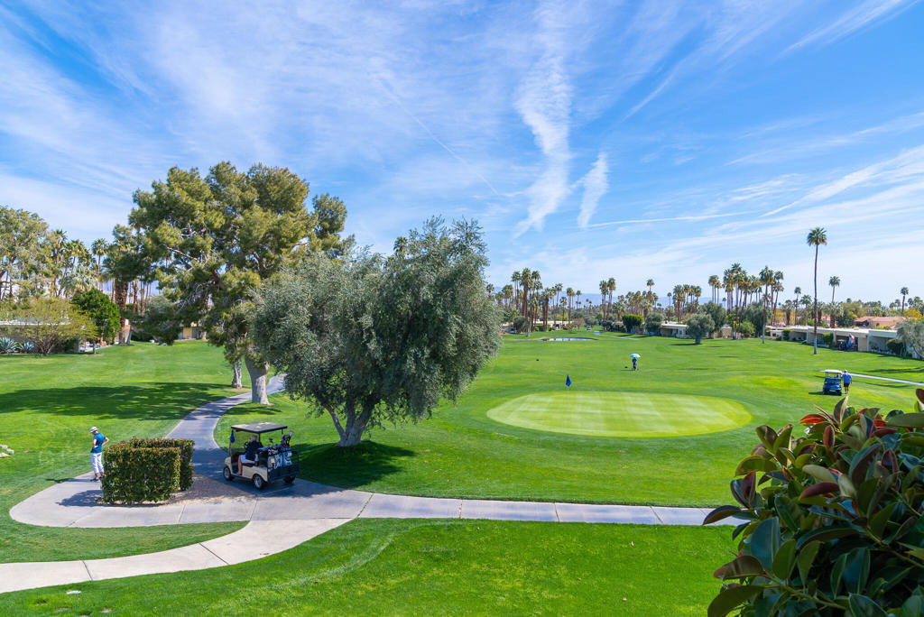 507 Desert Lakes Circle