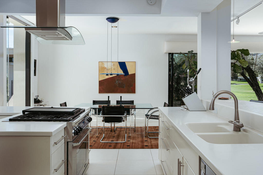 199 Desert Lakes Drive