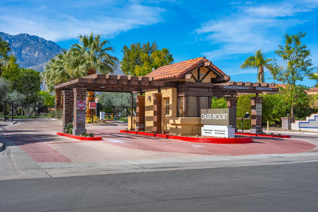 2345 S Cherokee Way 105