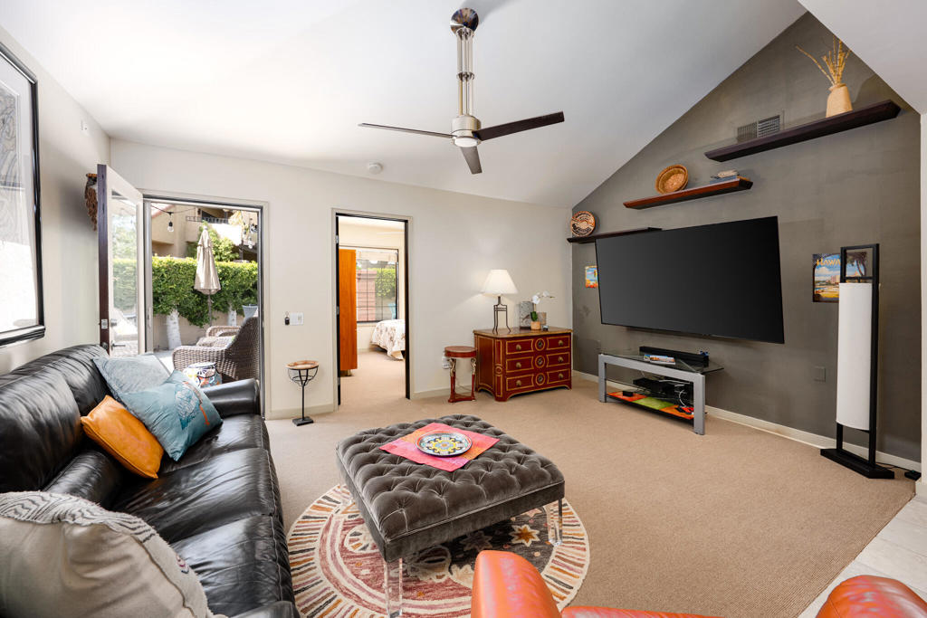 2345 S Cherokee Way 105