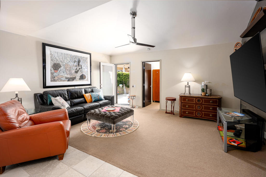 2345 S Cherokee Way 105