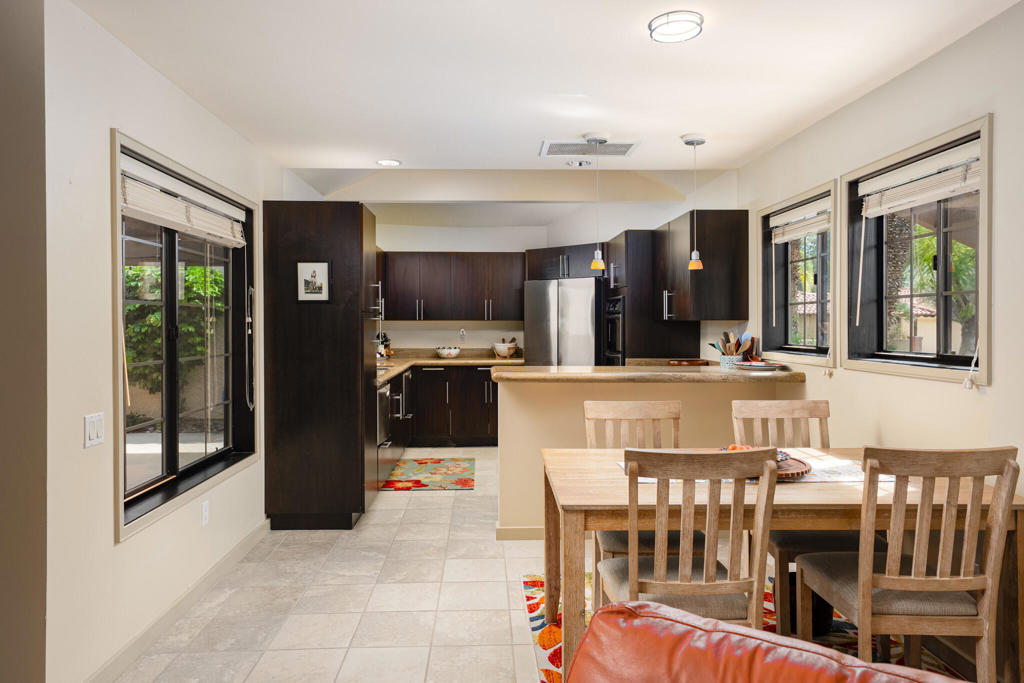 2345 S Cherokee Way 105