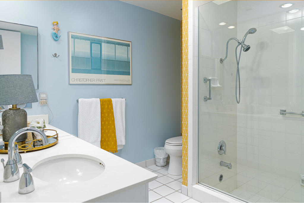 371 Desert Lakes Drive