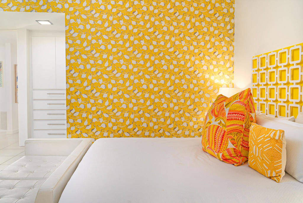 371 Desert Lakes Drive