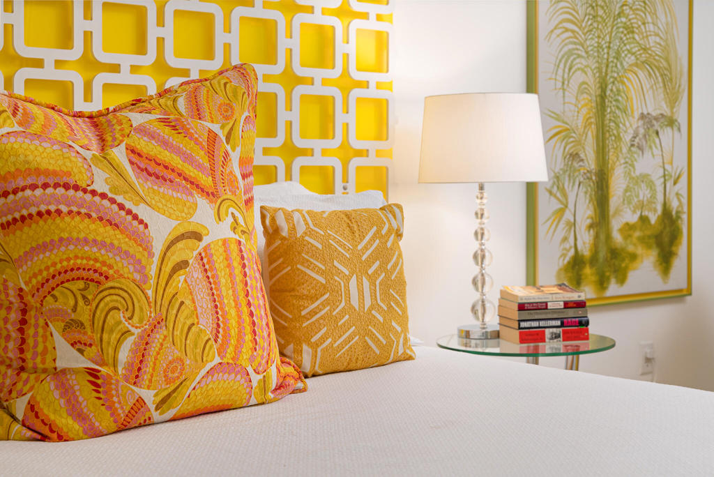 371 Desert Lakes Drive