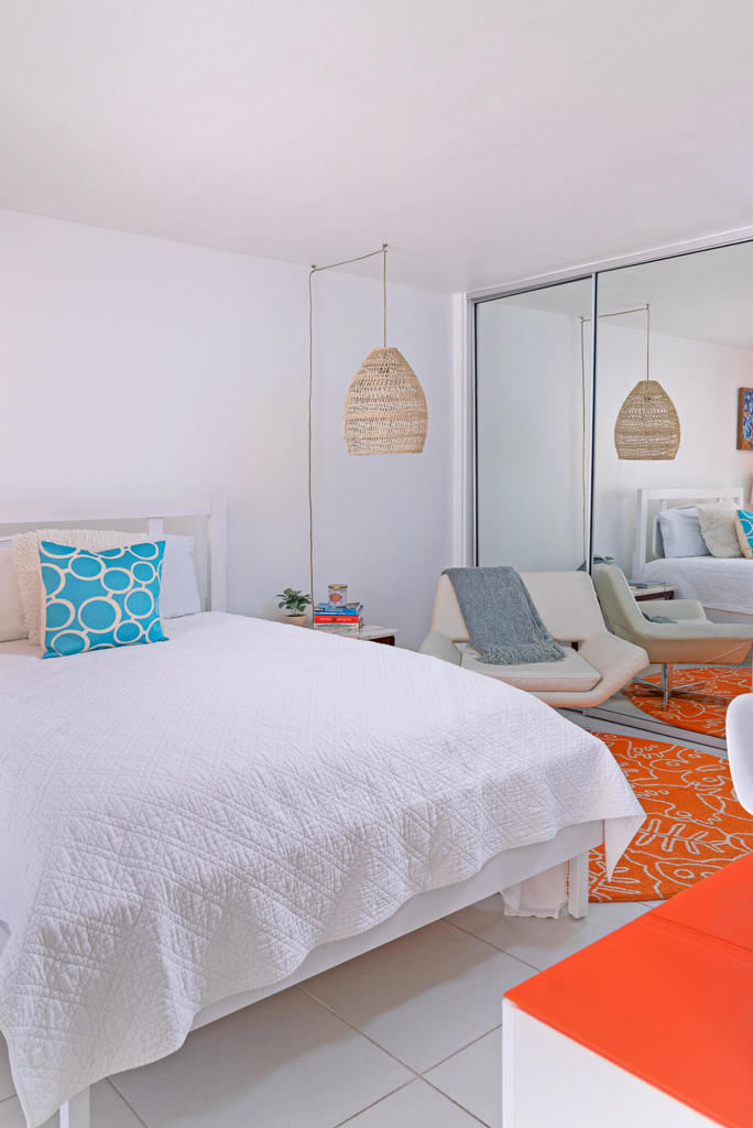 371 Desert Lakes Drive