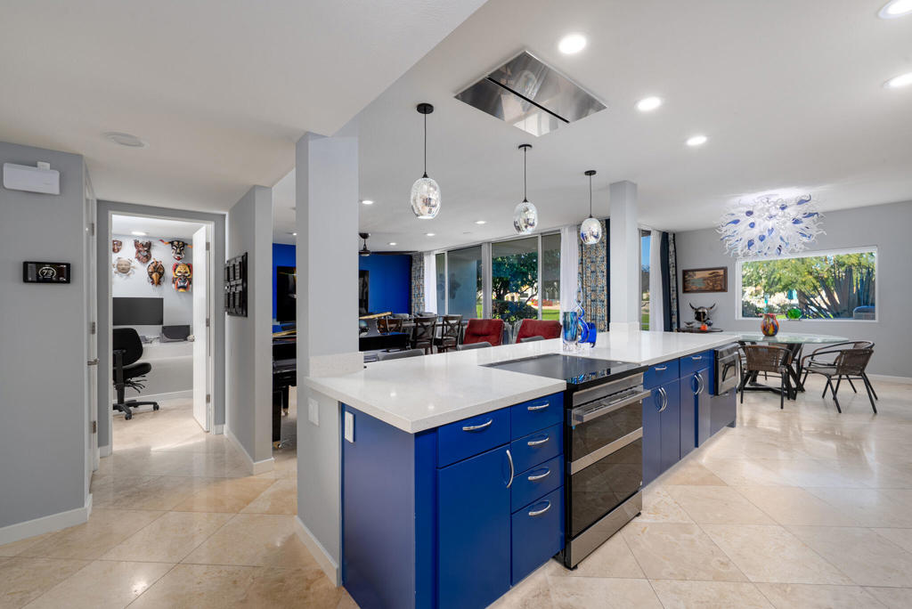 449 Desert Lakes Drive