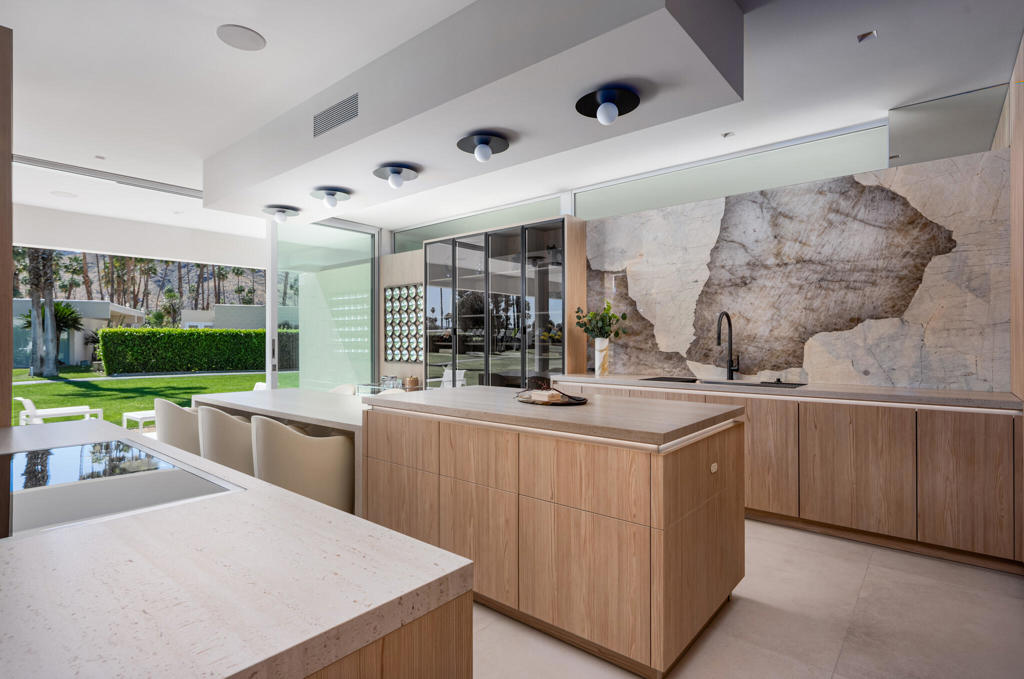 205 Desert Lakes Drive