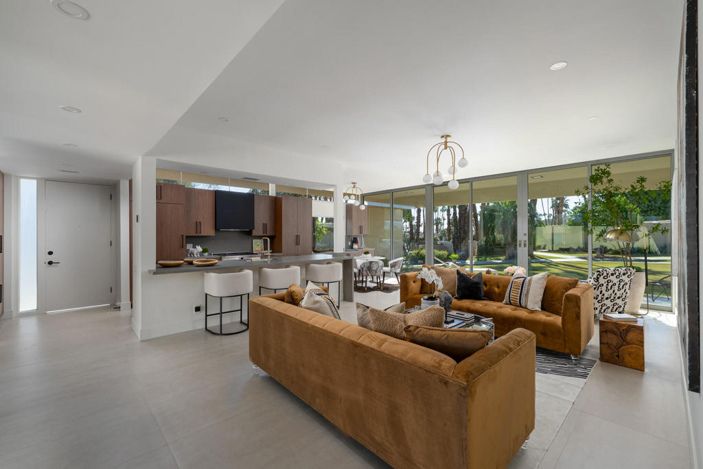 139 Desert Lakes Drive