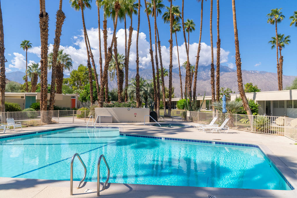 139 Desert Lakes Drive