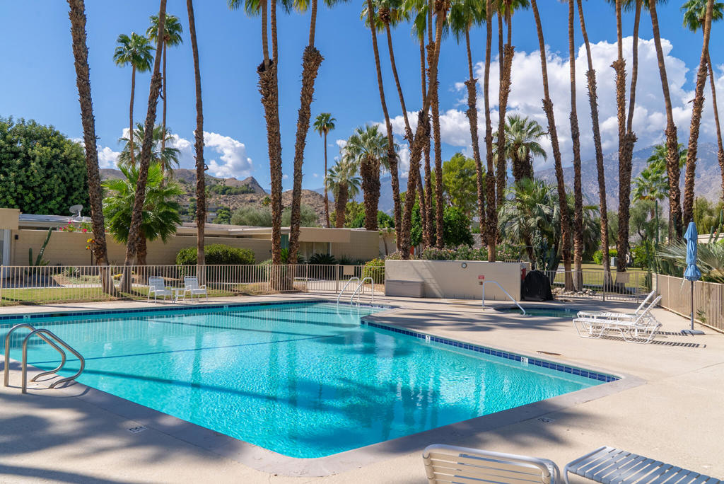 139 Desert Lakes Drive