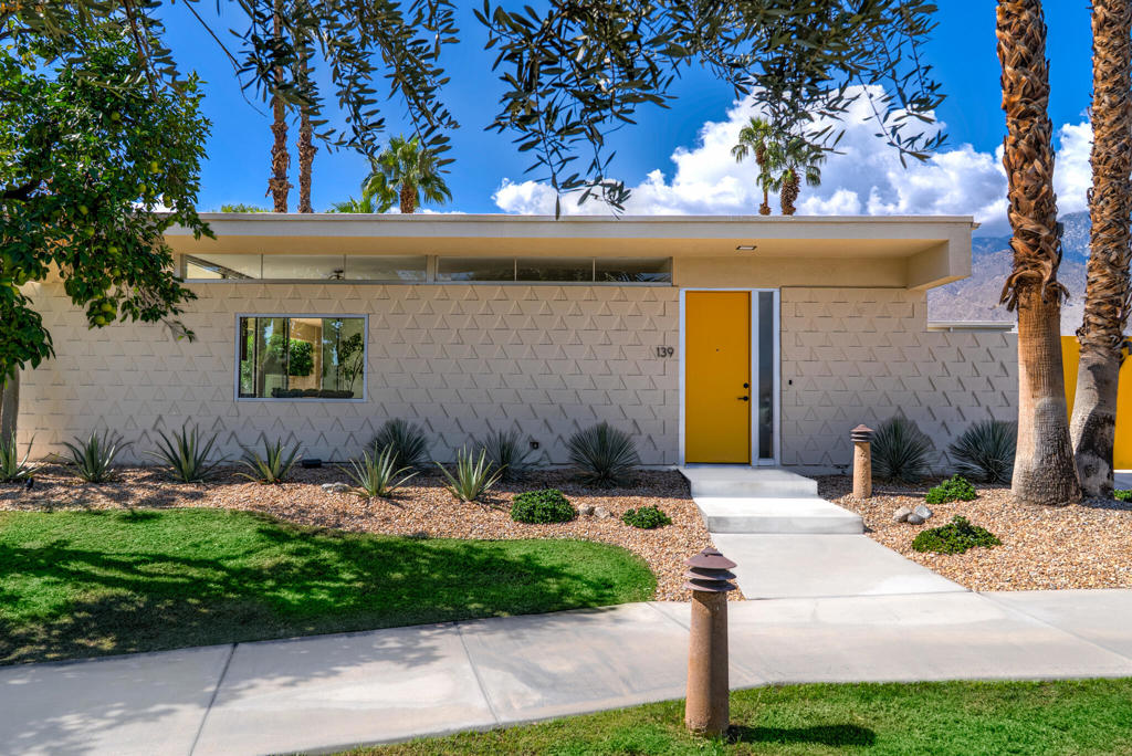 139 Desert Lakes Drive