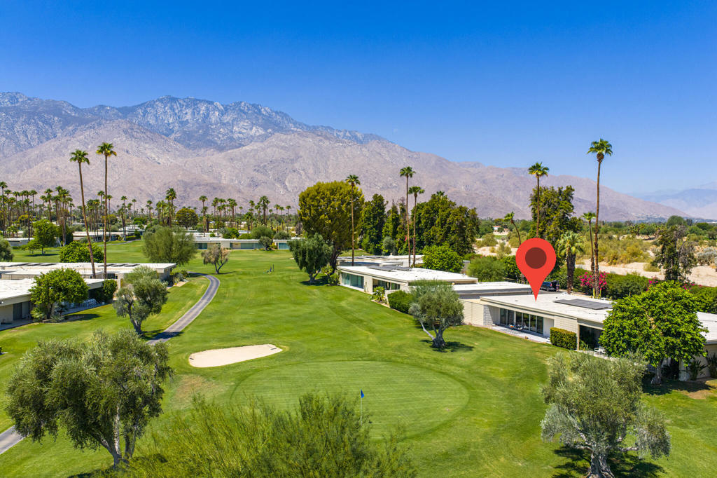 172 Desert Lakes Drive