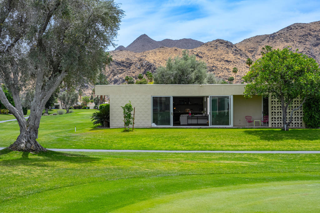 14 Lakeview Circle
