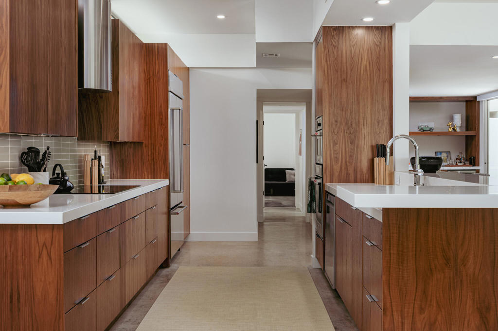 14 Lakeview Circle