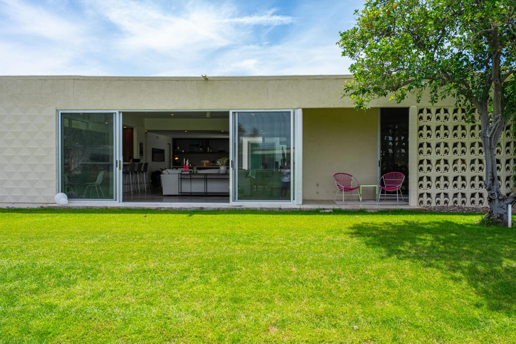 14 Lakeview Circle