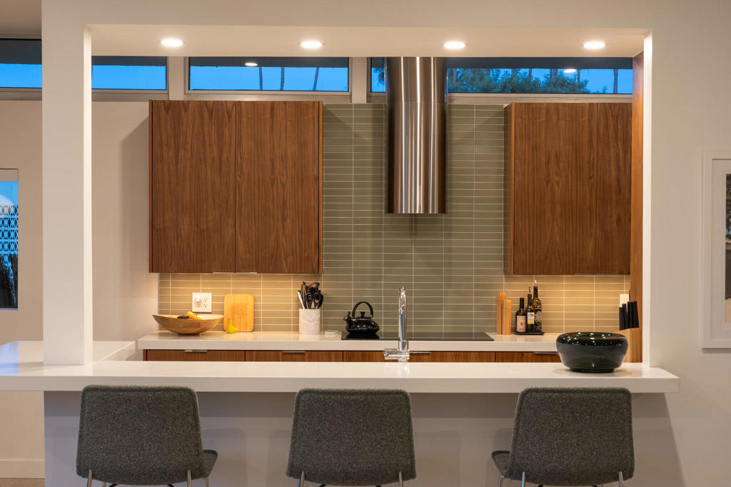 14 Lakeview Circle