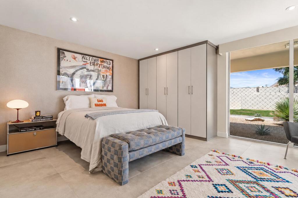 133 Desert Lakes Drive