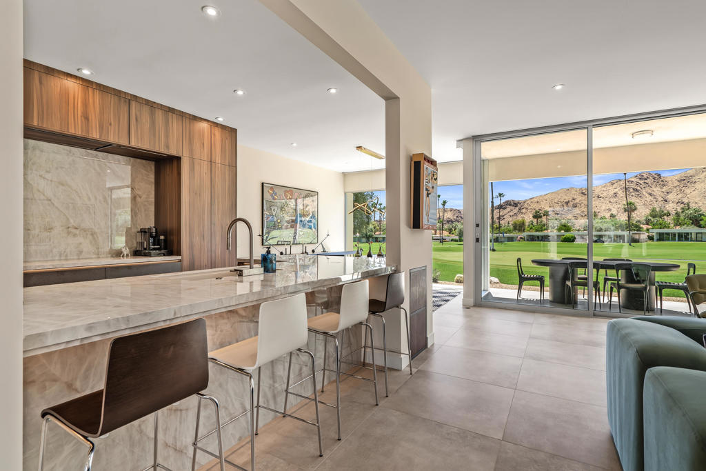133 Desert Lakes Drive