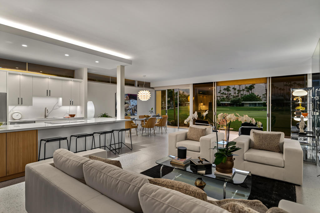 32 Lakeview Circle