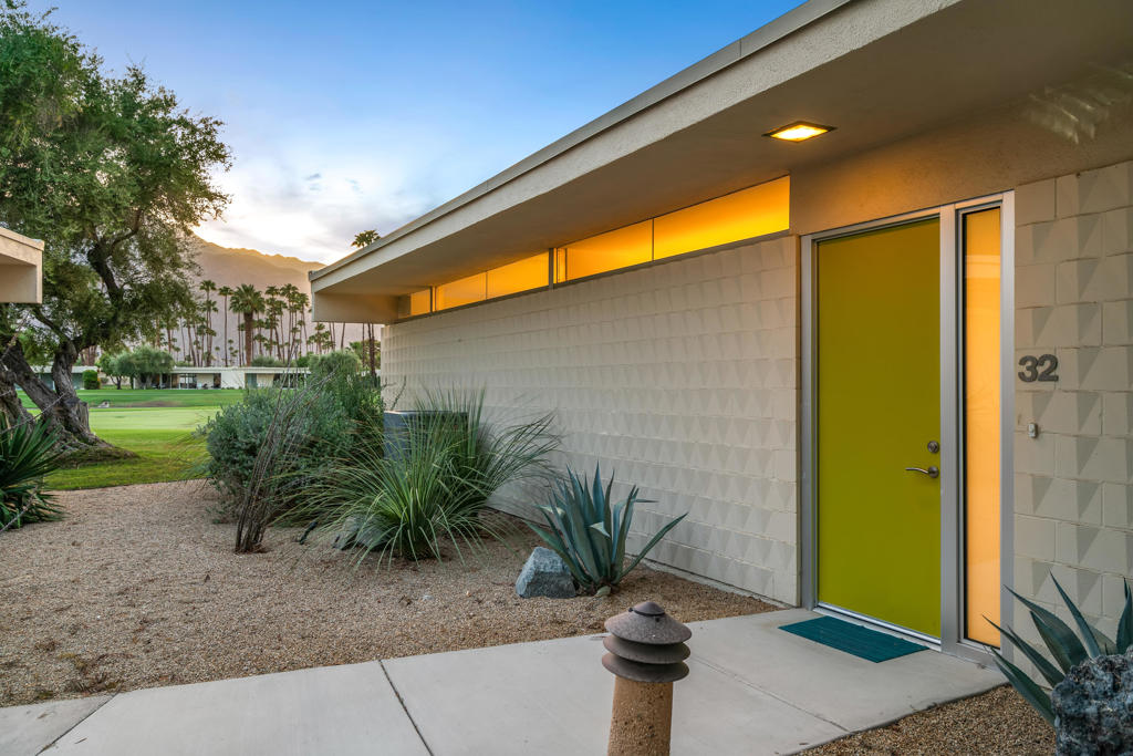 32 Lakeview Circle