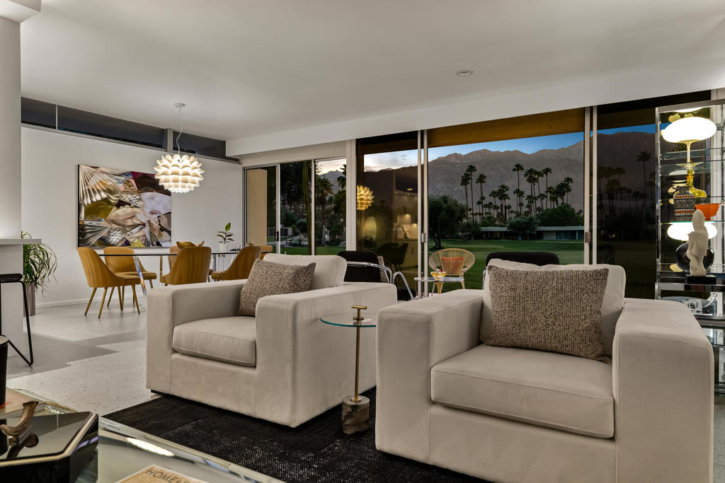 32 Lakeview Circle