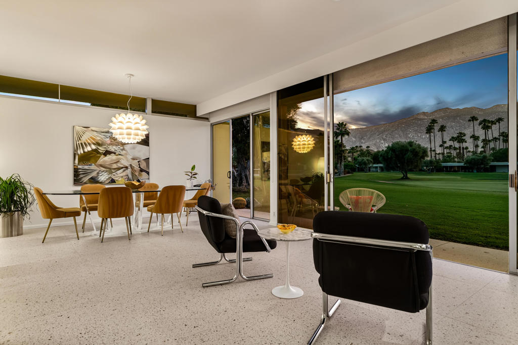 32 Lakeview Circle