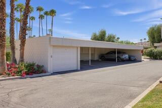340 Desert Lakes Drive